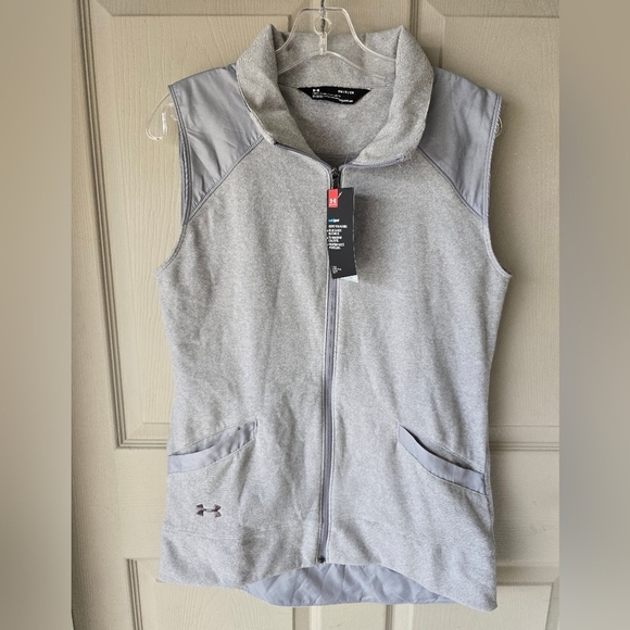 $65 Under Armour Vest Womens Small Gray Zip Up Loose Fit Cold Gear Outdoor - Picture 4 of 12